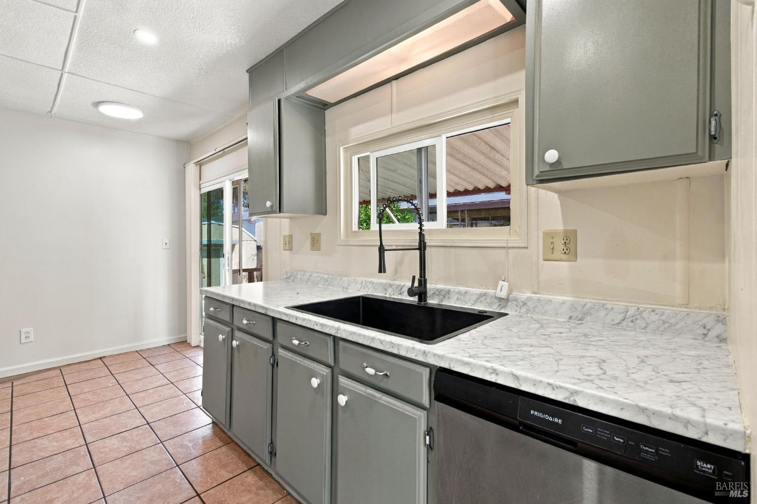 212 Mccoy Avenue Santa Rosa CA 95407