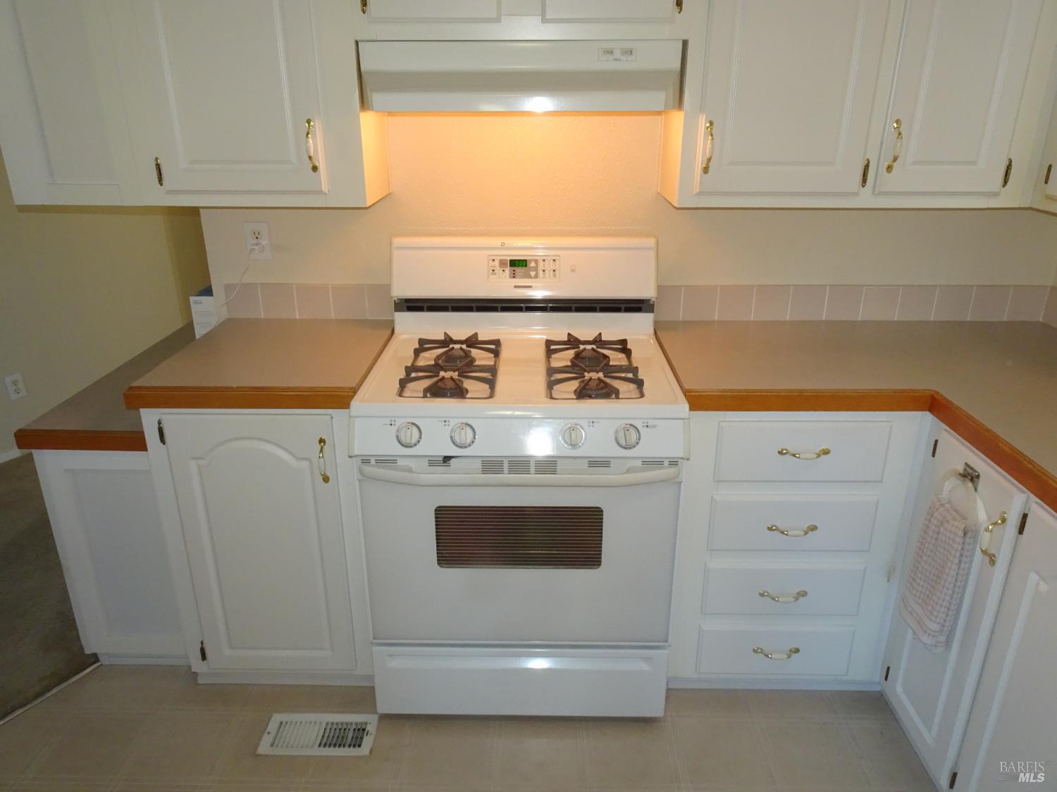 28 Valencia Drive Fairfield CA 94533