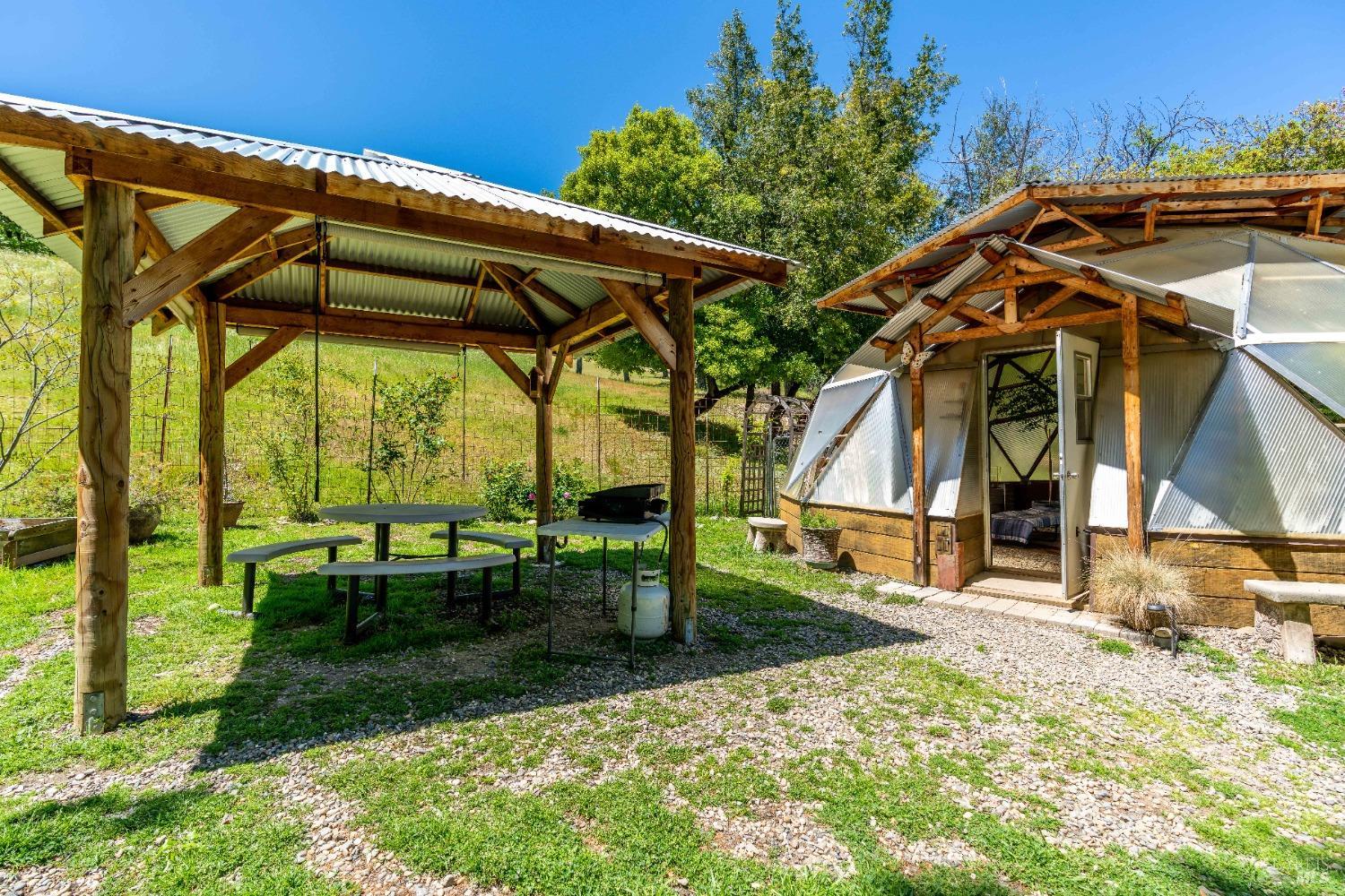 11455 Wild Oaks Lane Ukiah CA 95482
