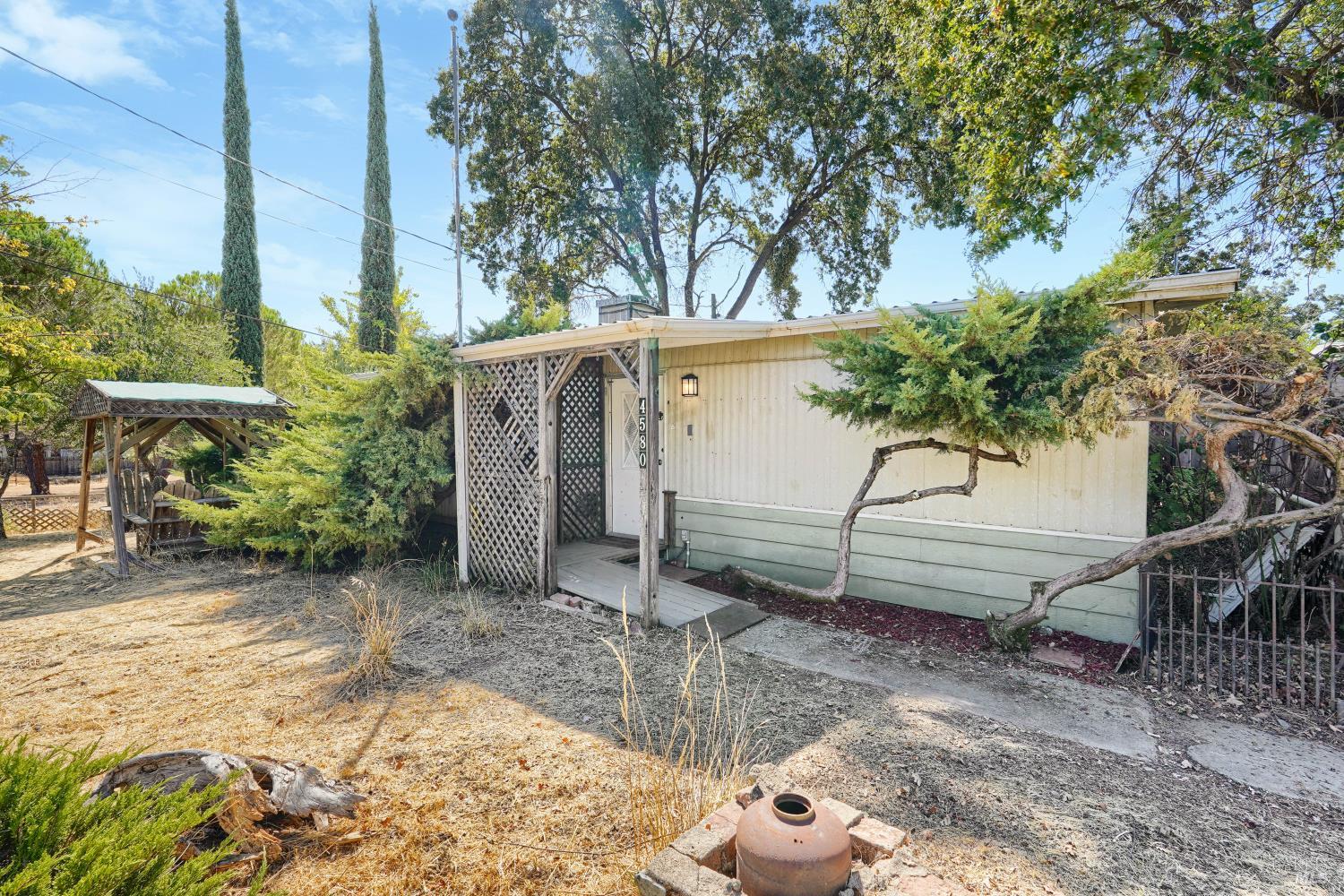 4580 S. Terrace Avenue Lakeport CA 95453
