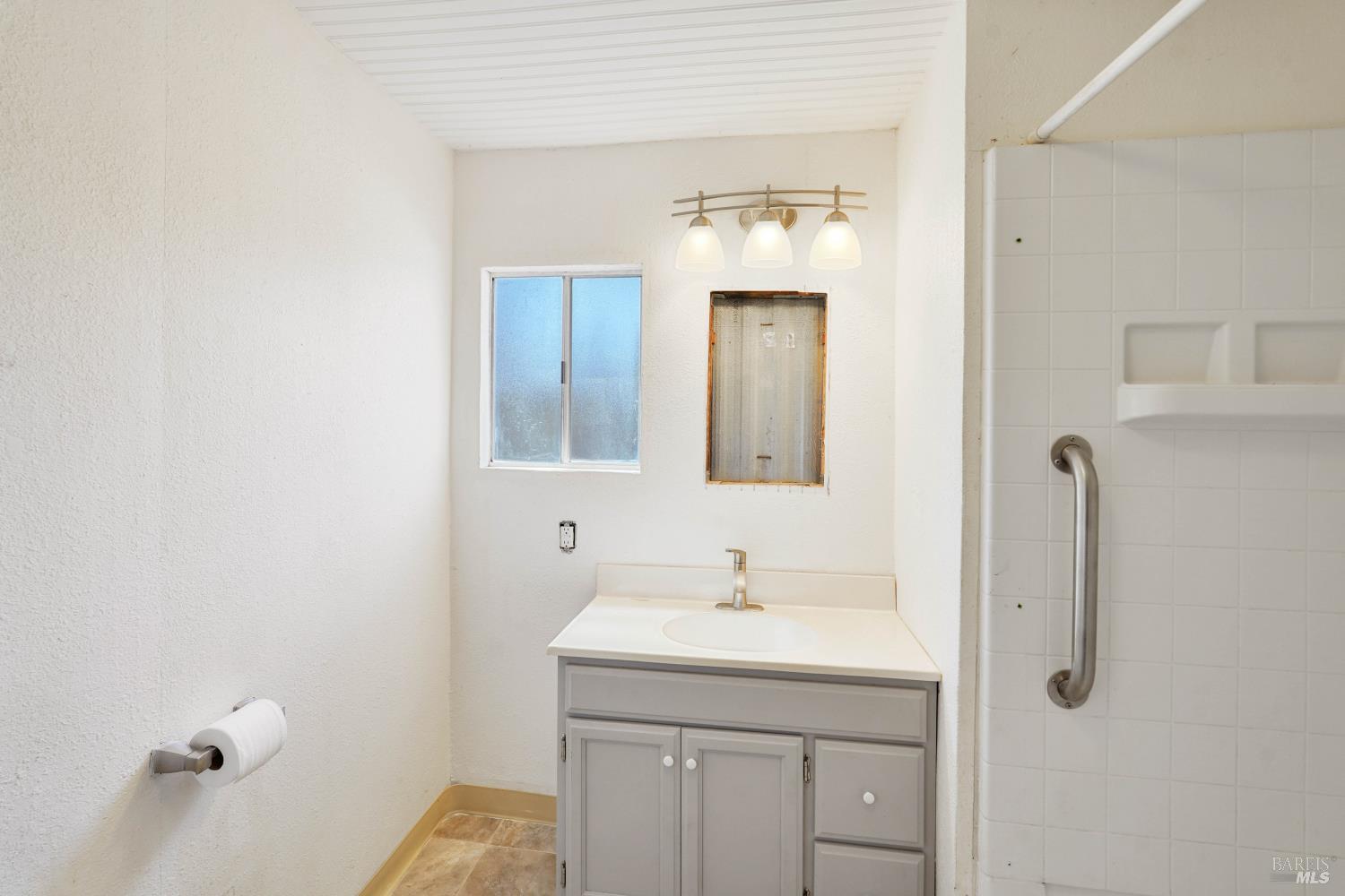 4580 S. Terrace Avenue Lakeport CA 95453