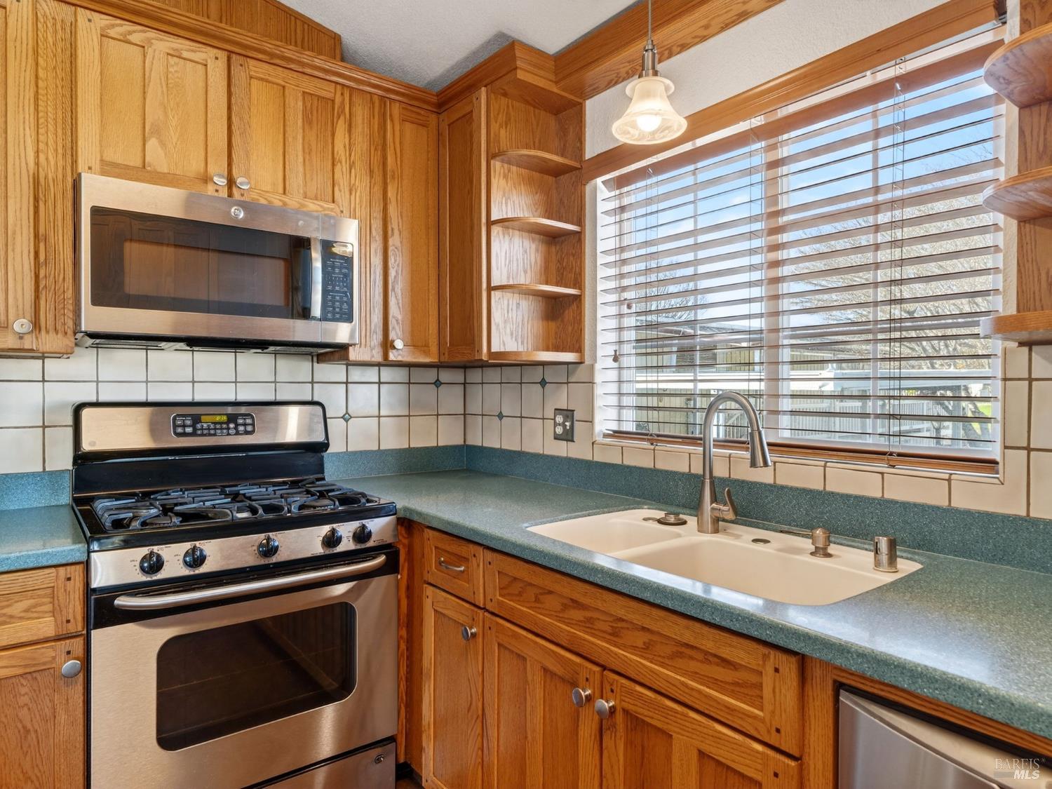 54 Hacienda Drive Napa CA 94558