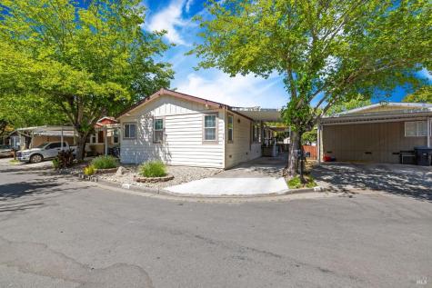 713 Corte Blanco Rohnert Park CA 94928