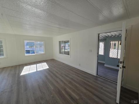 5761 Edmund Avenue Santa Rosa CA 95403