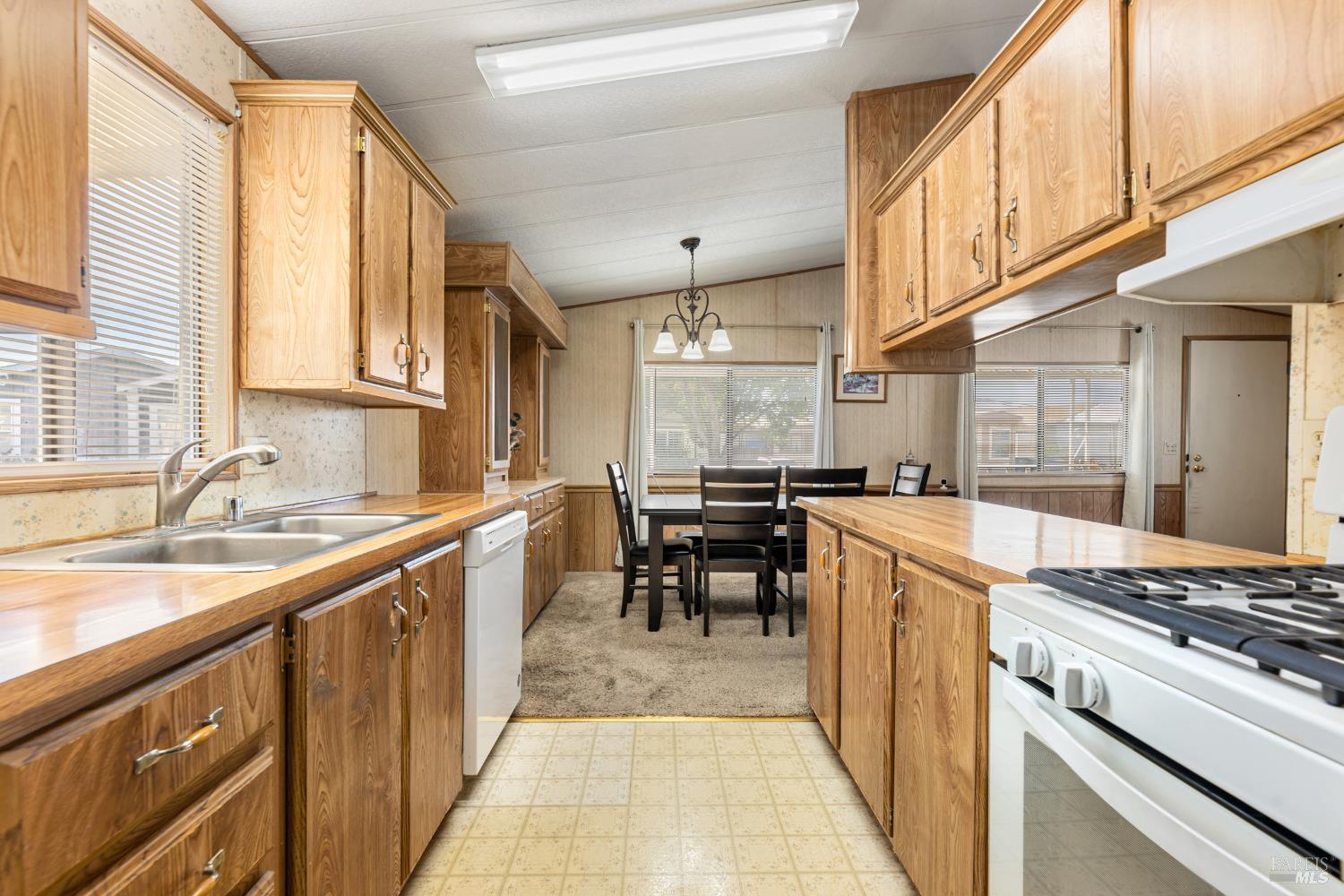 12 Del Rey Drive Vacaville CA 95687