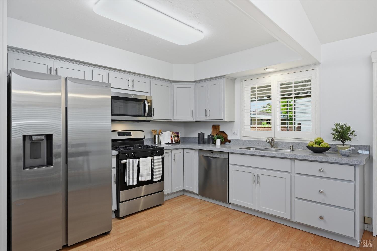 212 Julie Place Napa CA 94558