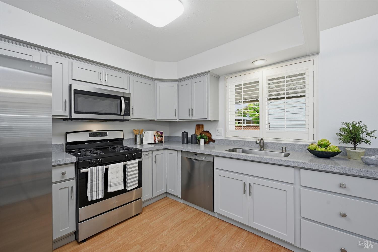 212 Julie Place Napa CA 94558