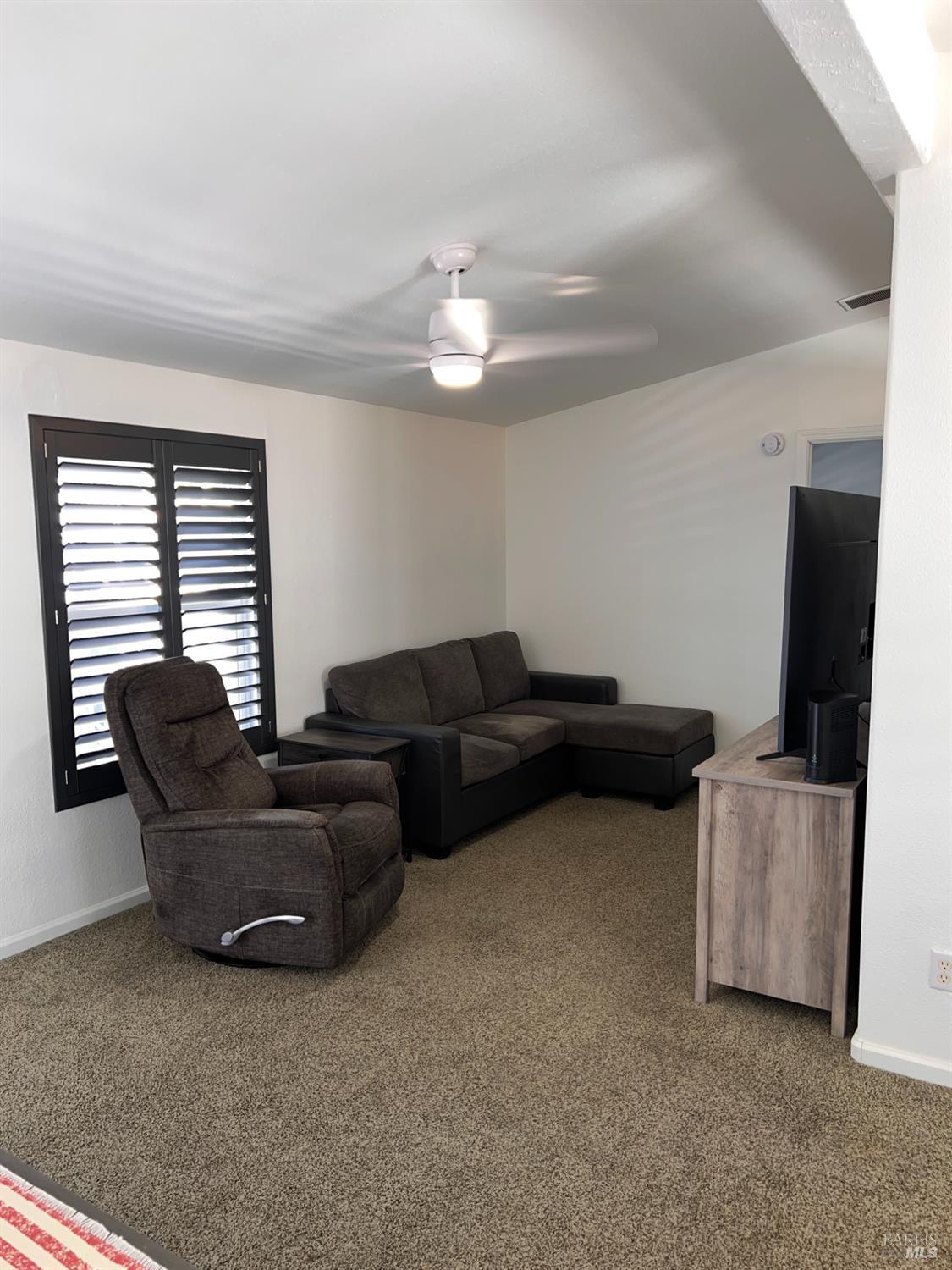4433 Solano Avenue Napa CA 94558