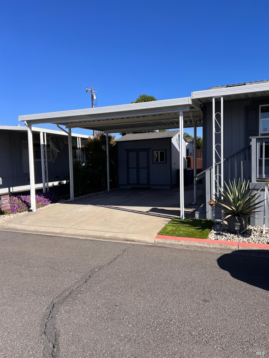 4433 Solano Avenue Napa CA 94558