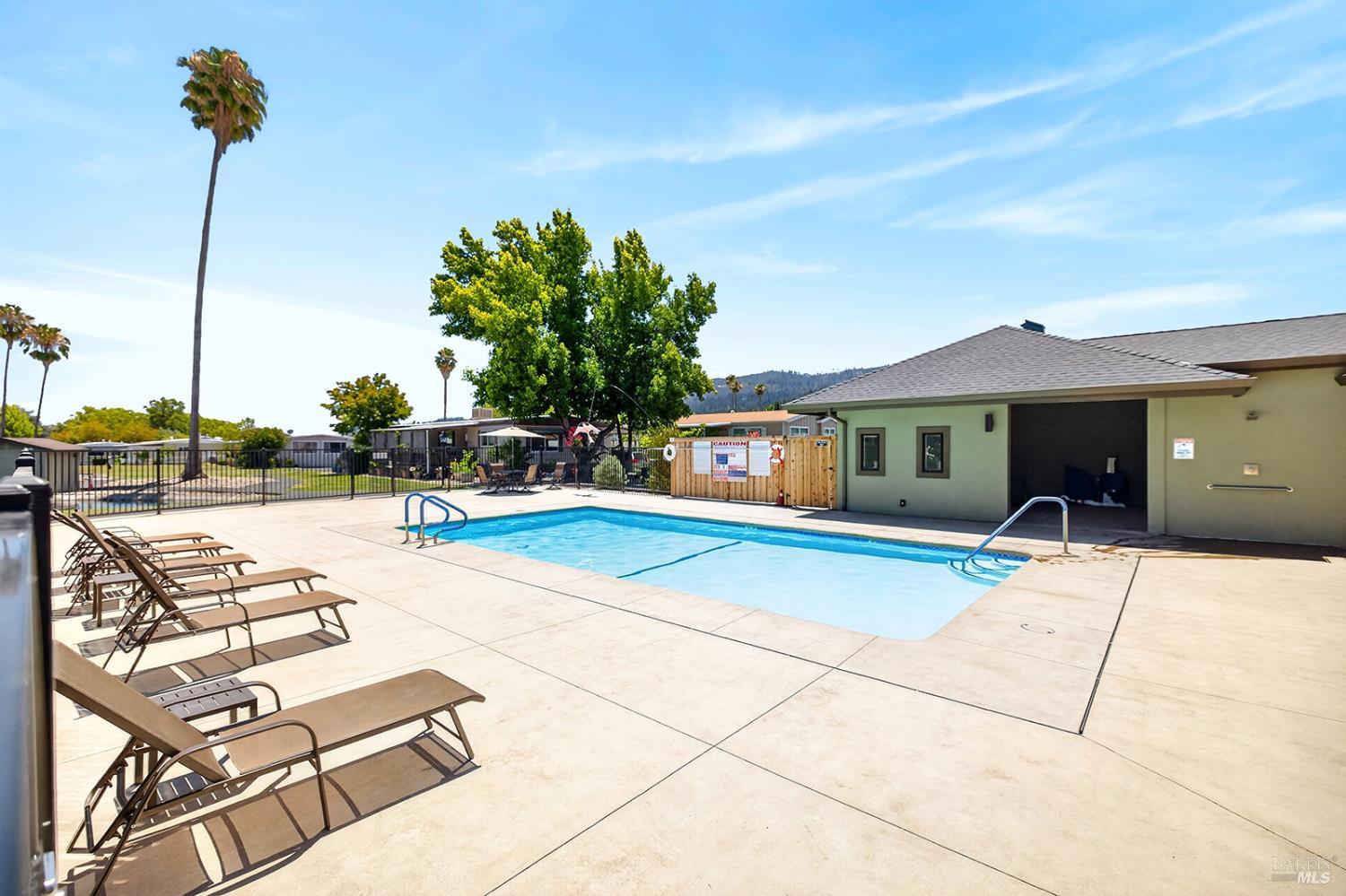 920 Champagne Circle N Calistoga CA 94515