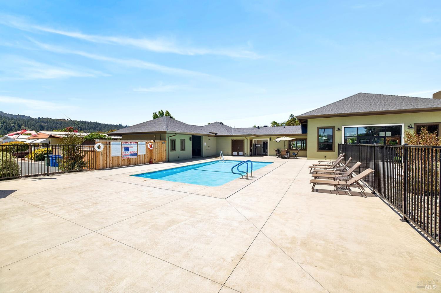 920 Champagne Circle N Calistoga CA 94515