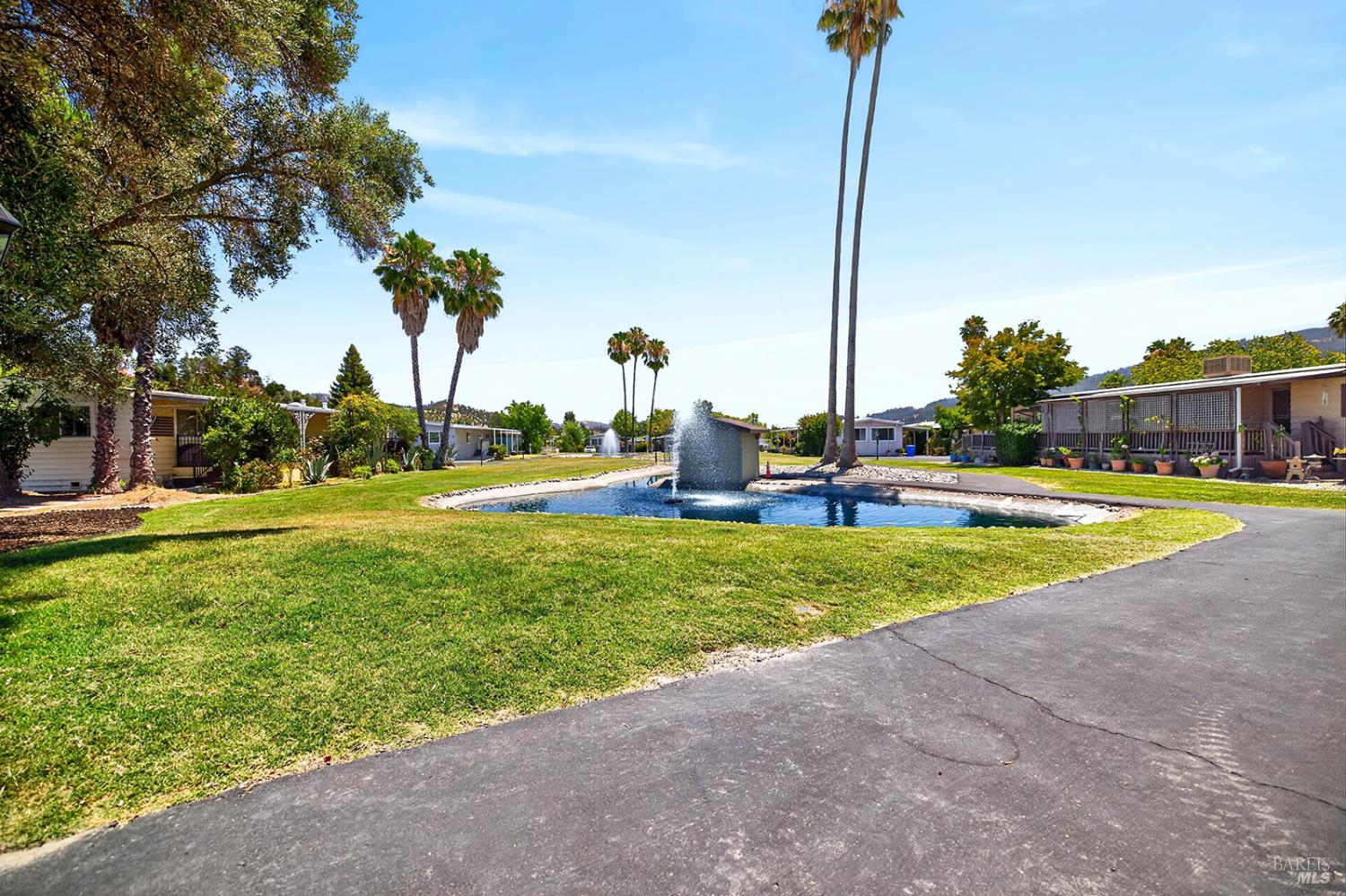 920 Champagne Circle N Calistoga CA 94515