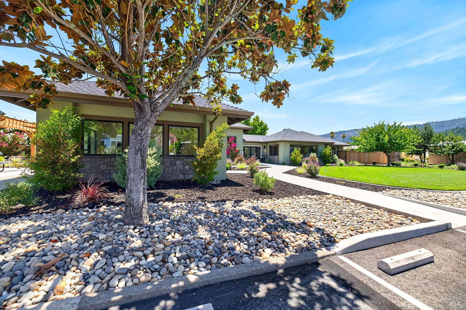 920 Champagne Circle N Calistoga CA 94515