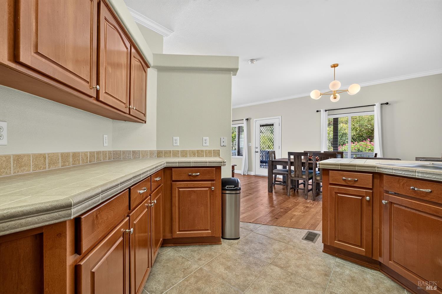 920 Champagne Circle N Calistoga CA 94515
