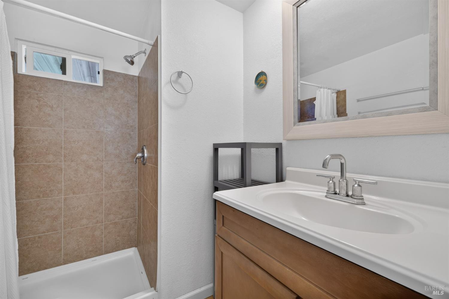1129 Adrienne Way Santa Rosa CA 95401