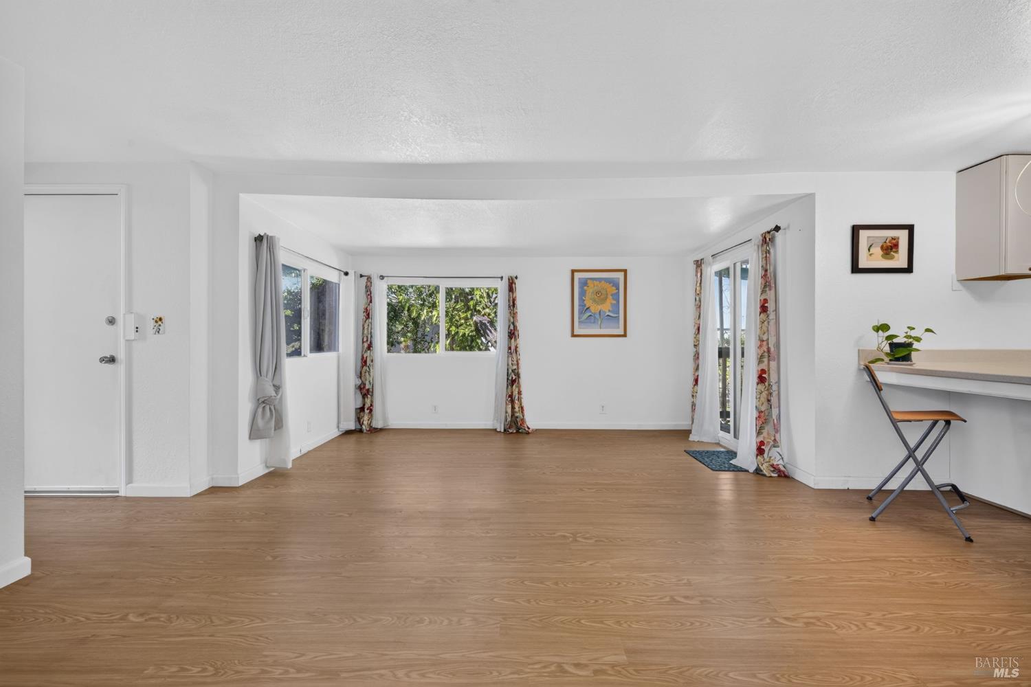 1129 Adrienne Way Santa Rosa CA 95401