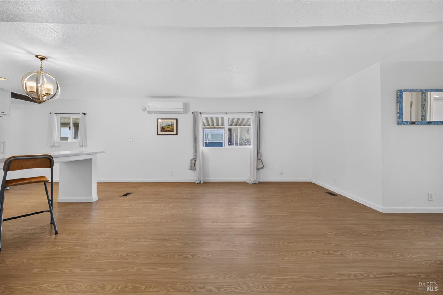 1129 Adrienne Way Santa Rosa CA 95401