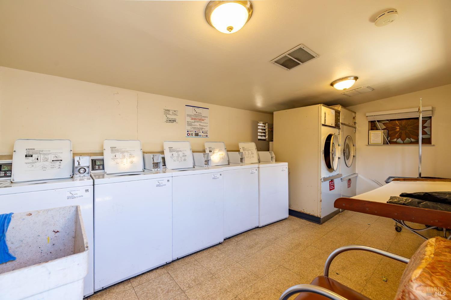 1129 Adrienne Way Santa Rosa CA 95401