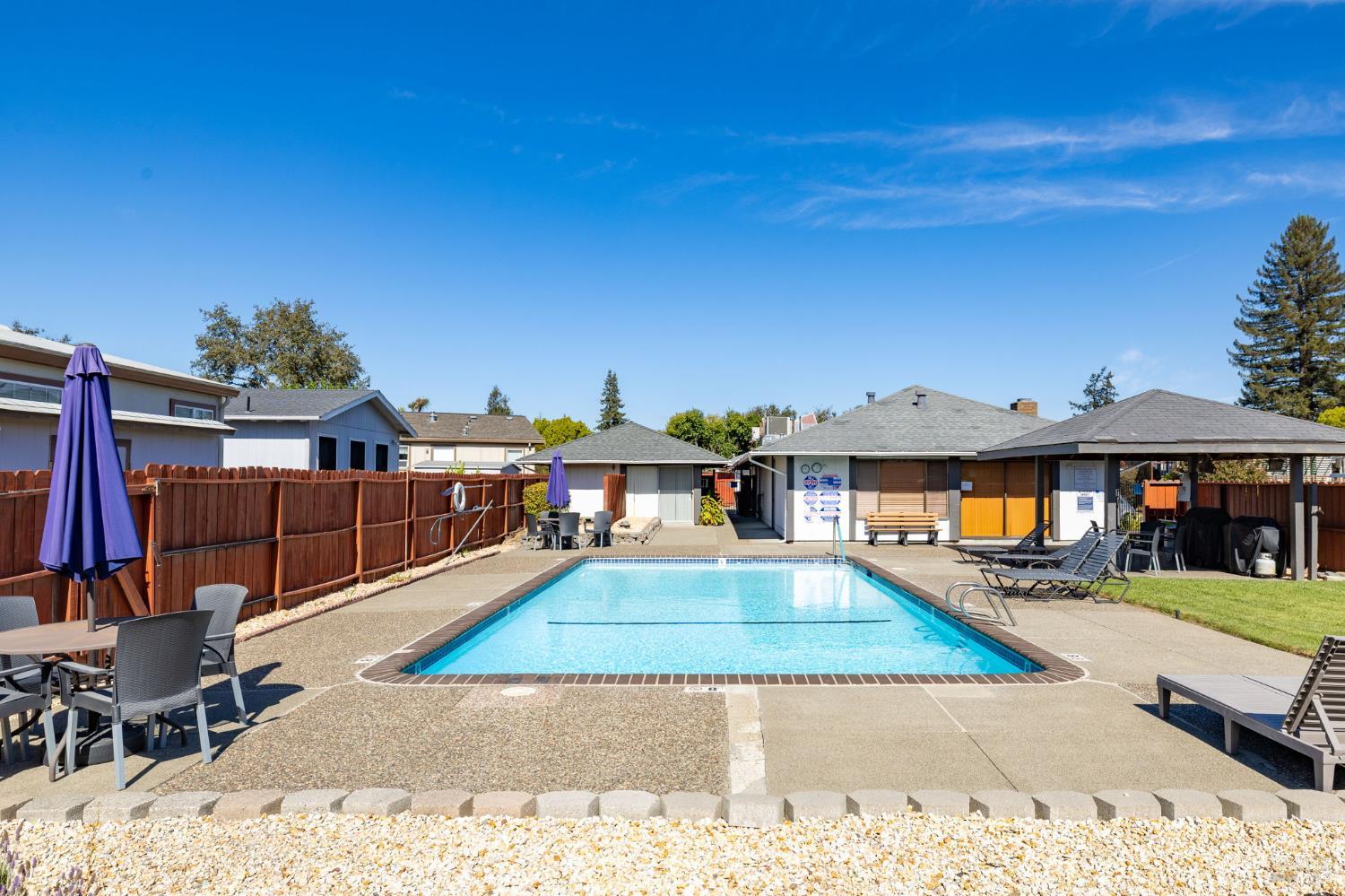 1129 Adrienne Way Santa Rosa CA 95401