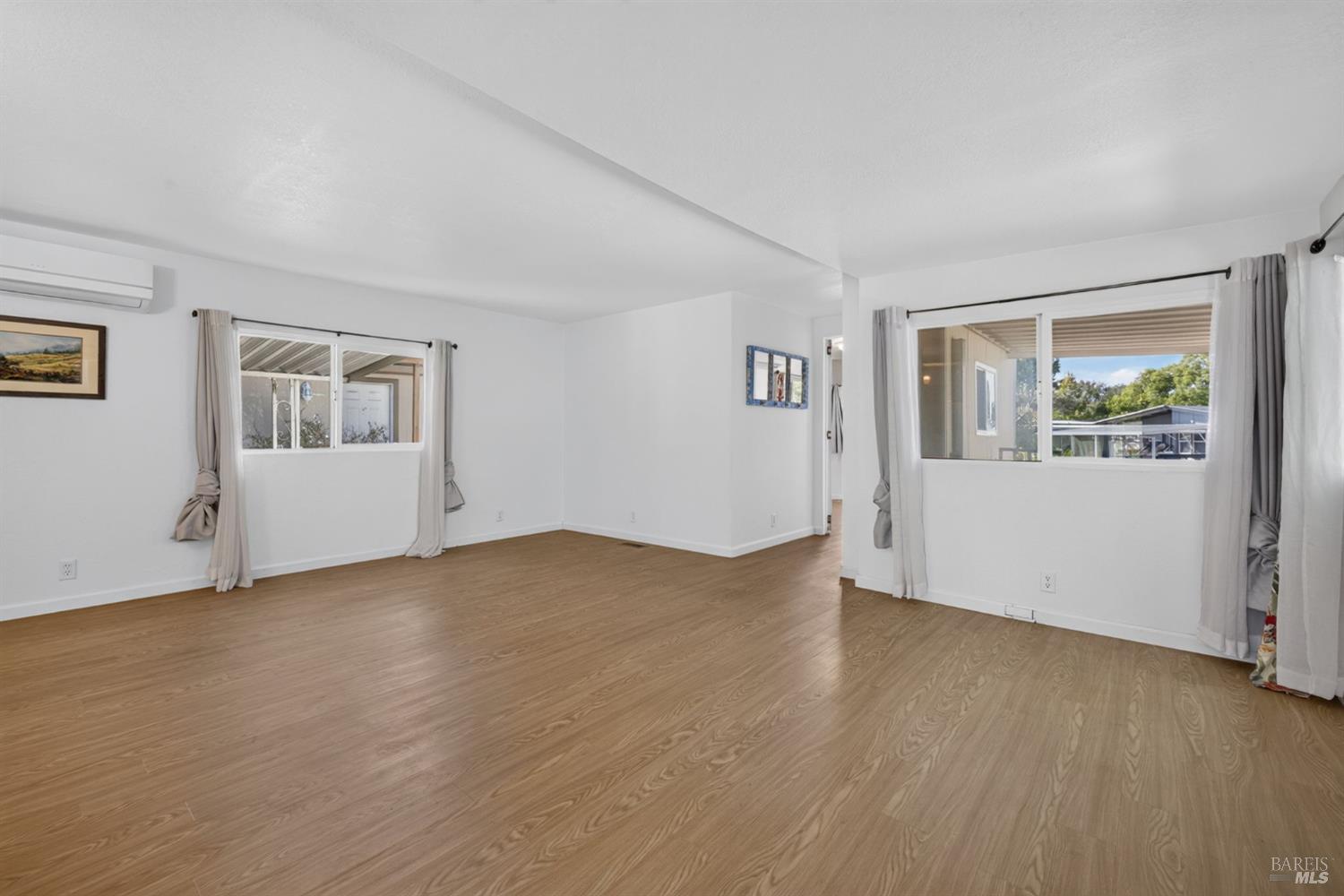 1129 Adrienne Way Santa Rosa CA 95401