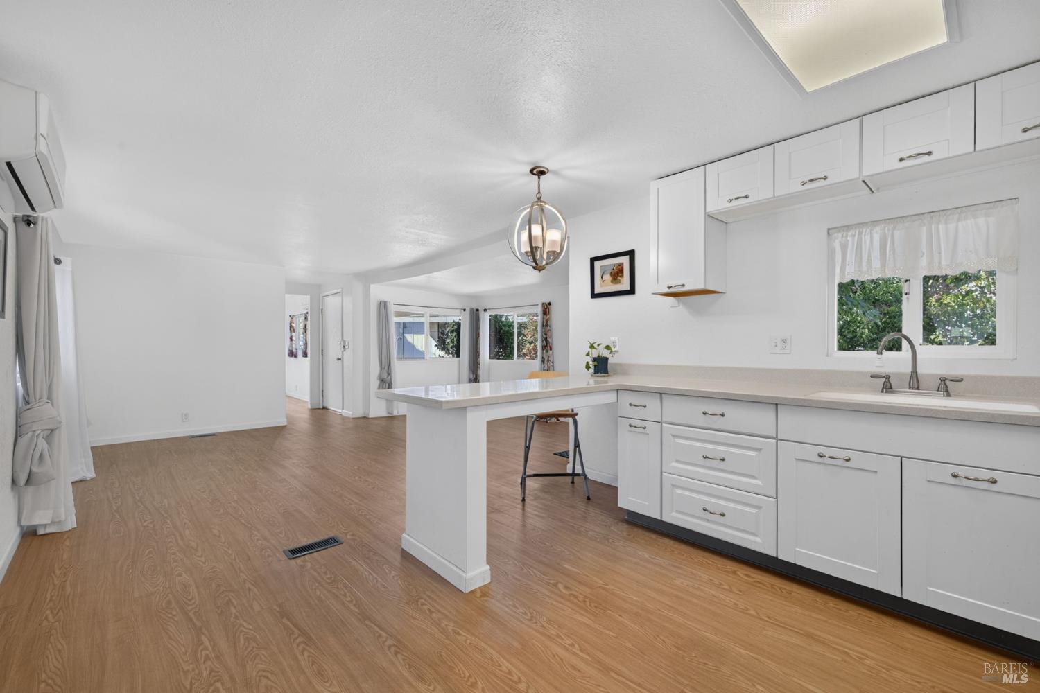 1129 Adrienne Way Santa Rosa CA 95401