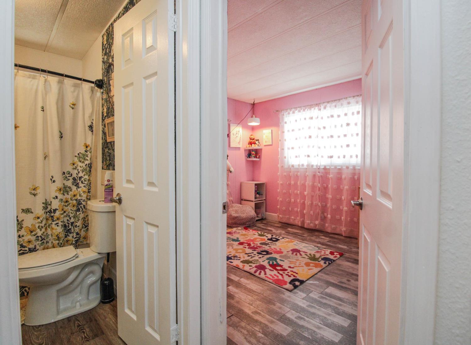 4226 Floral Sacramento CA 95834