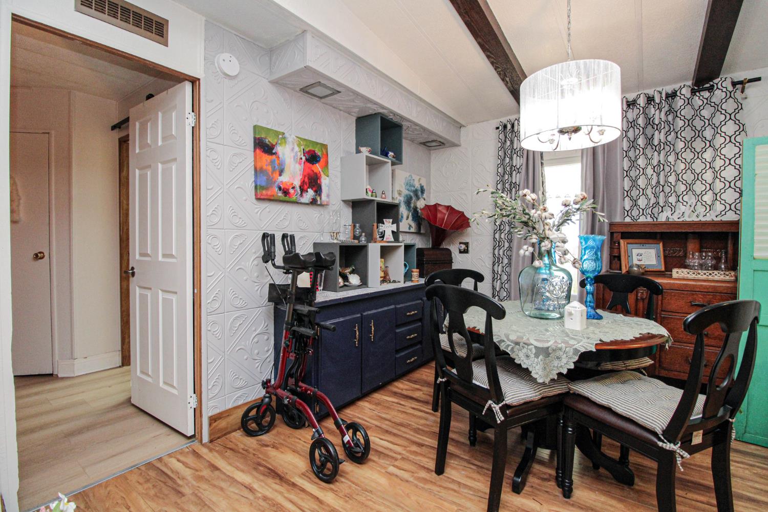 4226 Floral Sacramento CA 95834