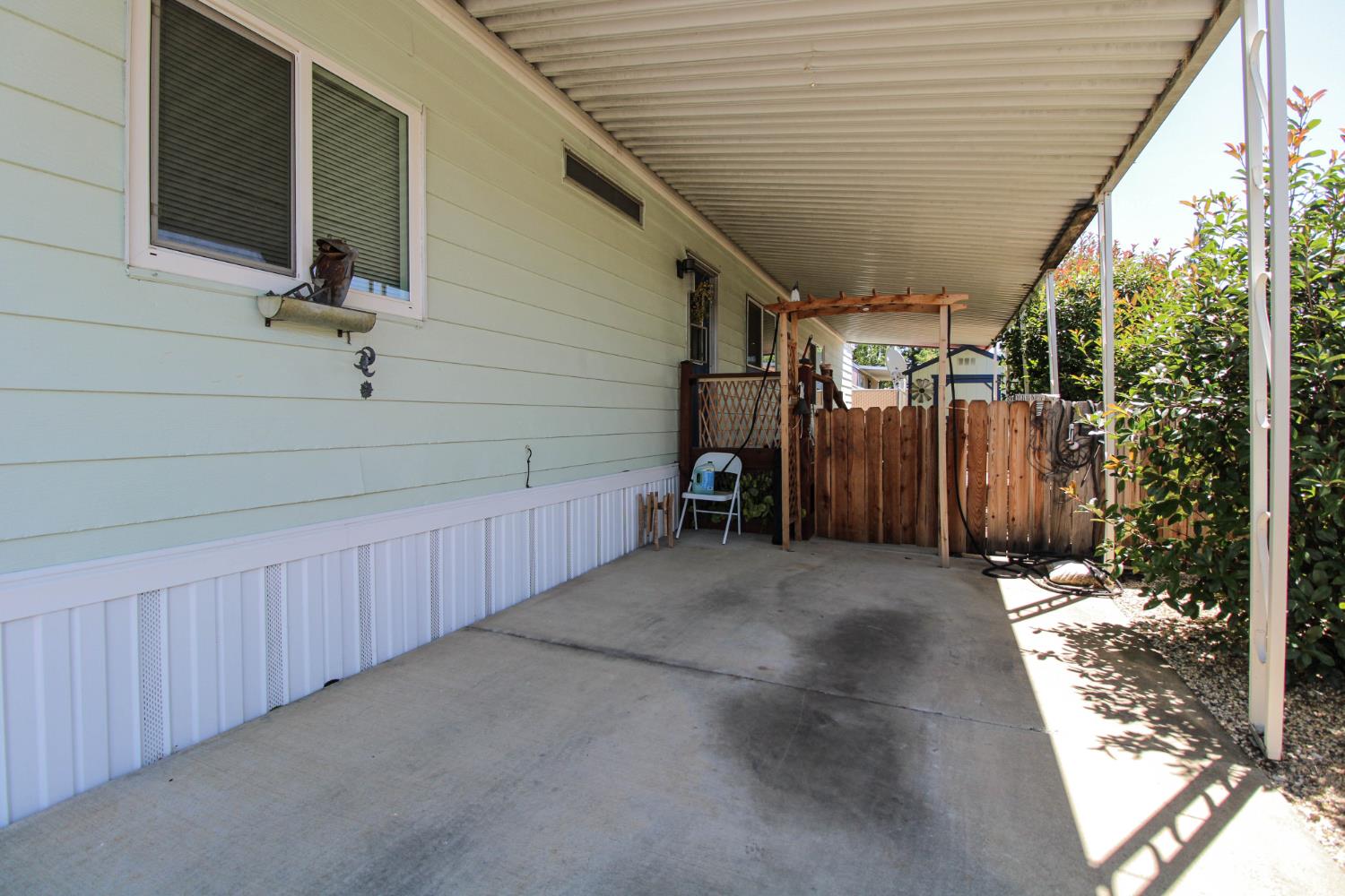 4226 Floral Sacramento CA 95834