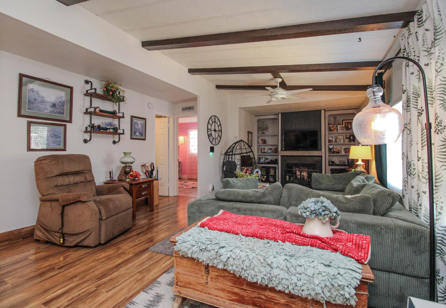 4226 Floral Sacramento CA 95834