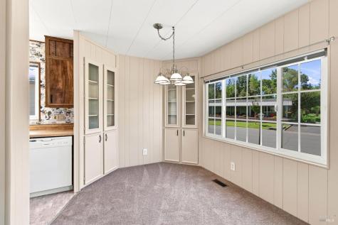 173 Circulo Monterey Rohnert Park CA 94928
