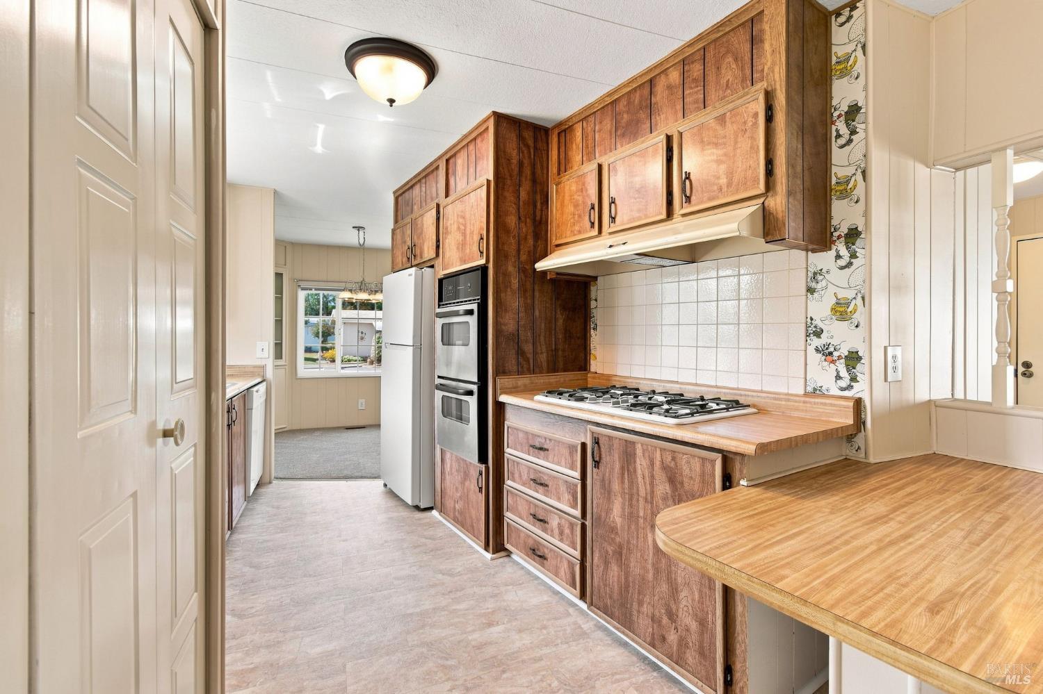 173 Circulo Monterey Rohnert Park CA 94928