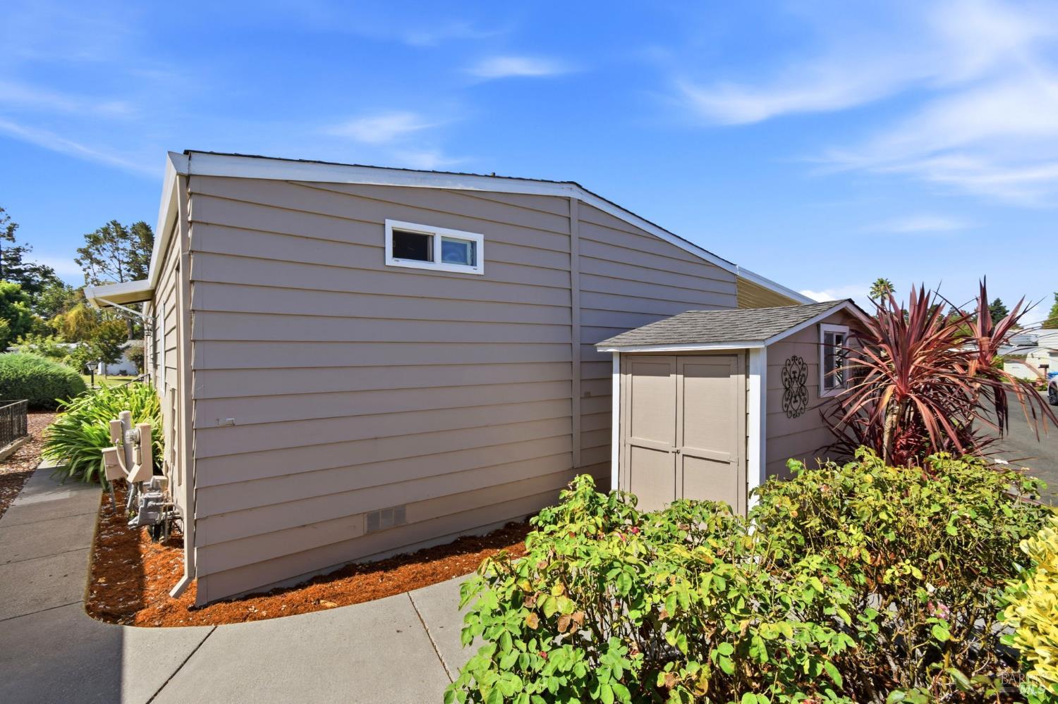 173 Circulo Monterey Rohnert Park CA 94928