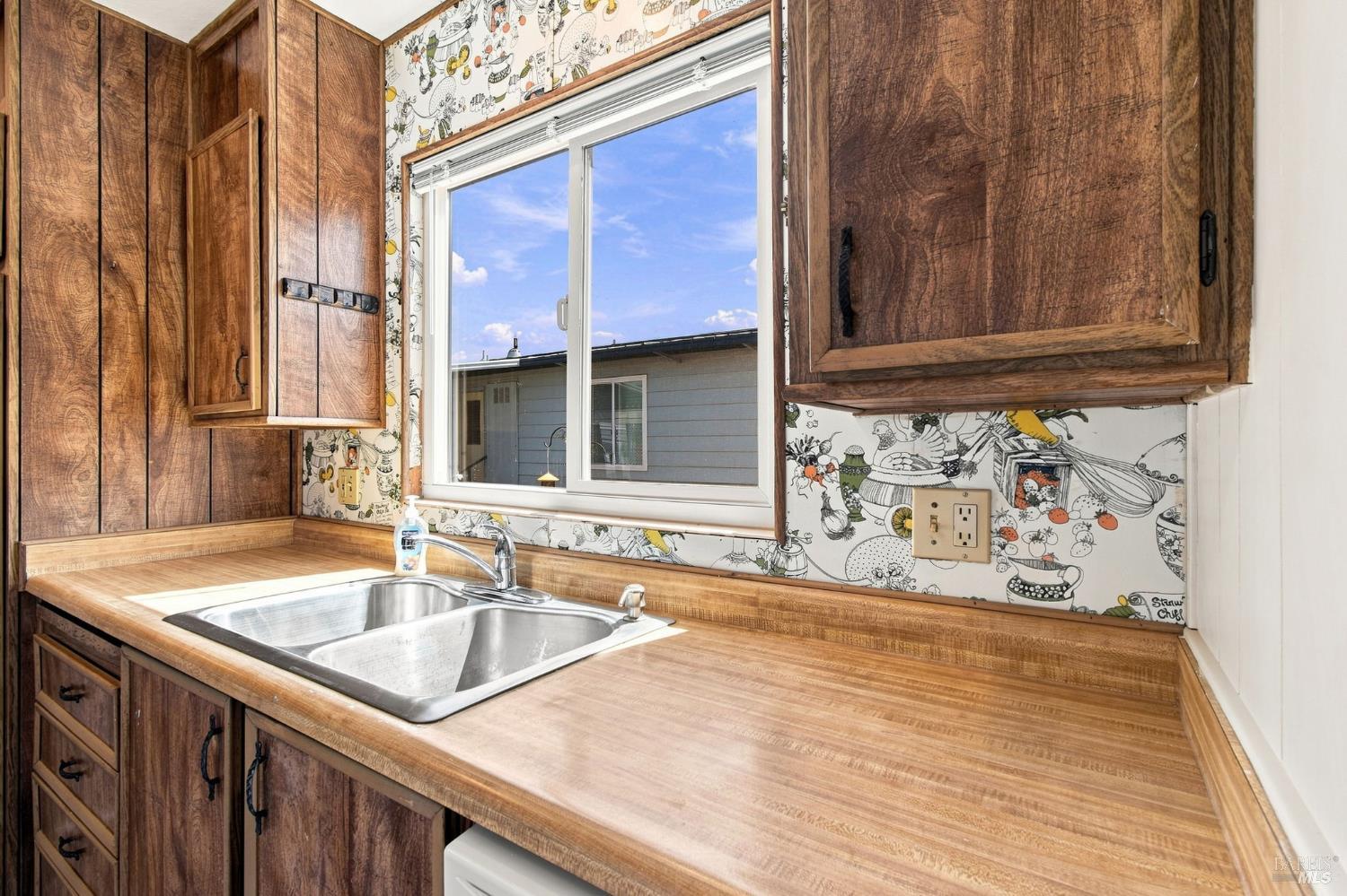 173 Circulo Monterey Rohnert Park CA 94928