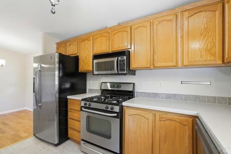 52 Oriole Way Santa Rosa CA 95409