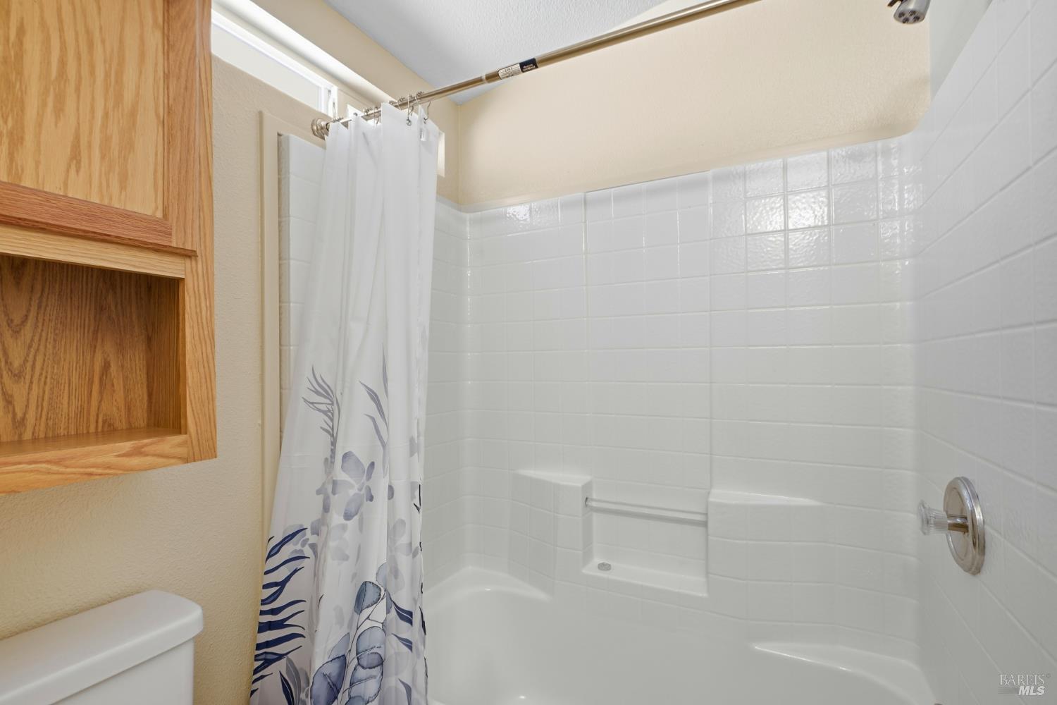 52 Oriole Way Santa Rosa CA 95409