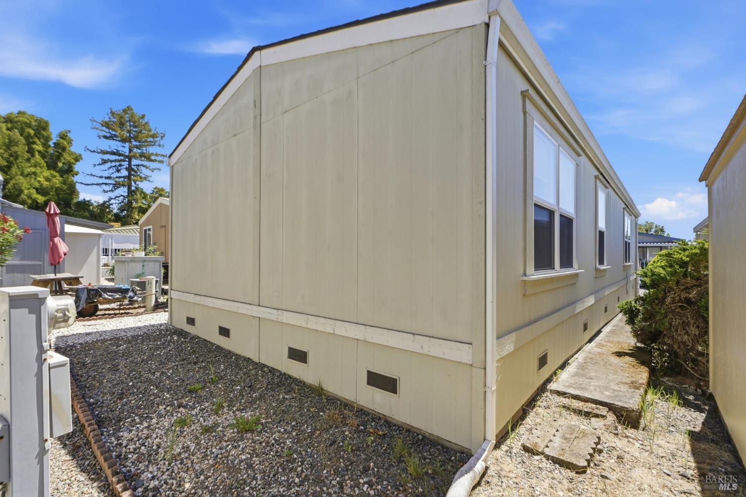 52 Oriole Way Santa Rosa CA 95409