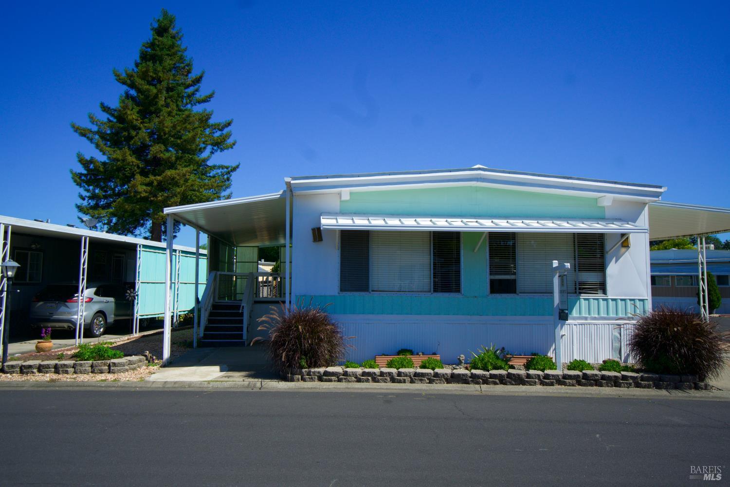 211 Colonial Park Drive Santa Rosa CA 95403