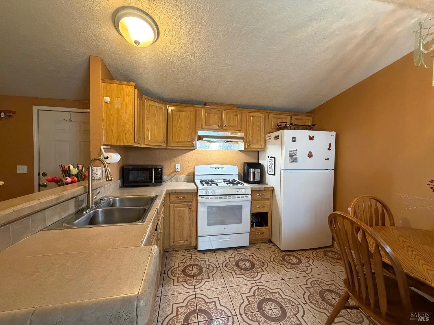 2101 S State Street Ukiah CA 95482