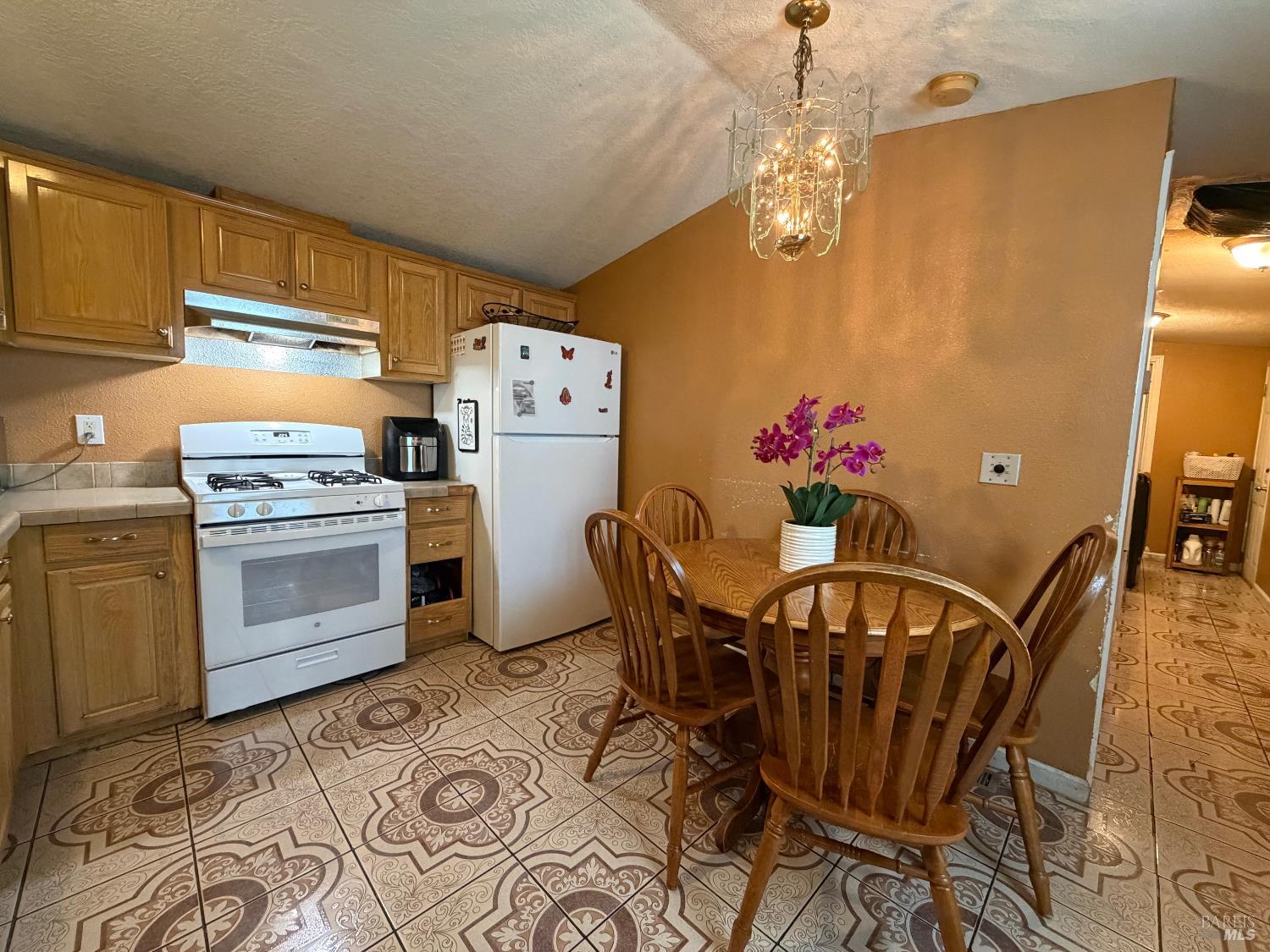 2101 S State Street Ukiah CA 95482