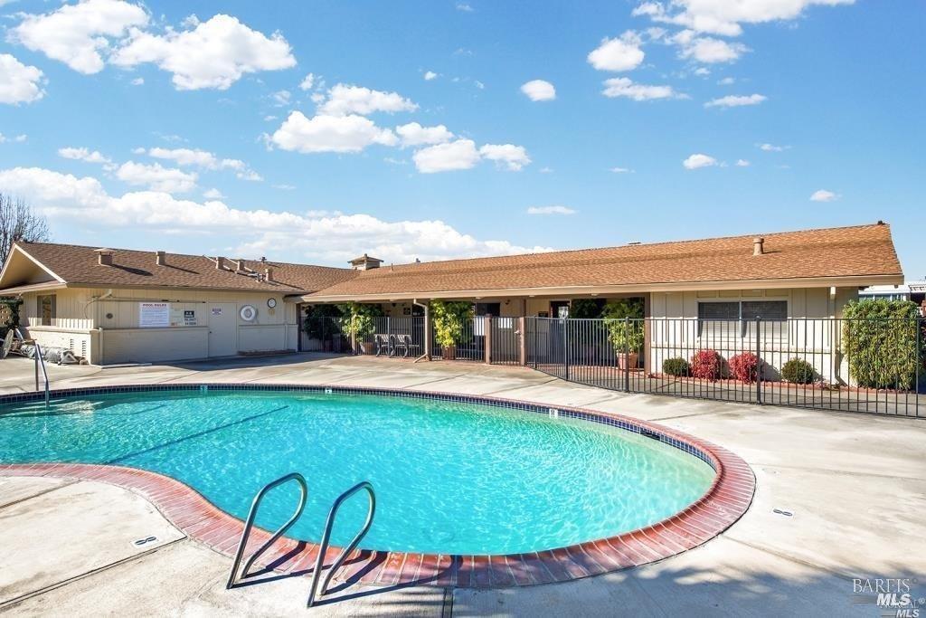 8145 Willow Street Windsor CA 95492
