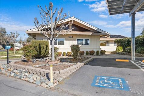 8145 Willow Street Windsor CA 95492