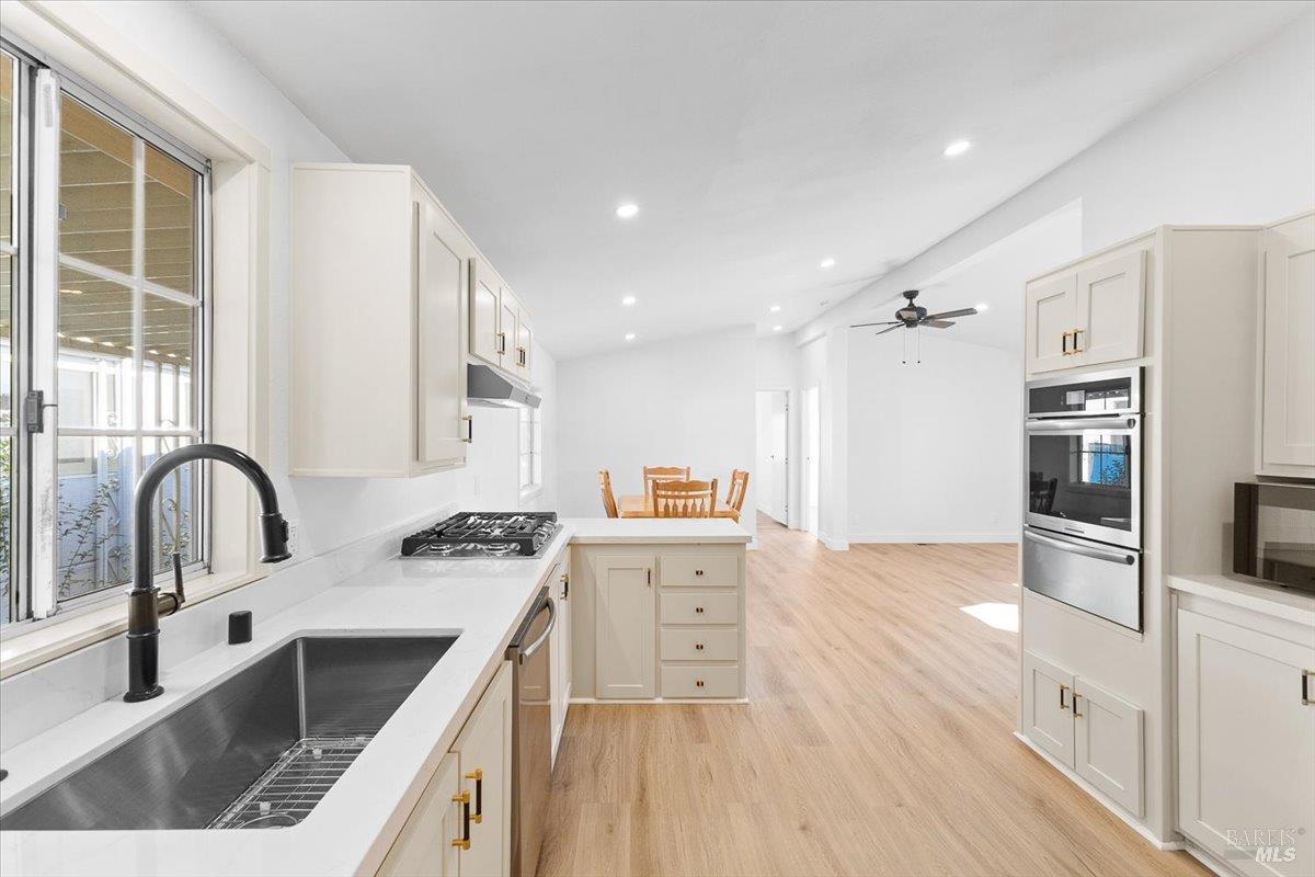 8145 Willow Street Windsor CA 95492