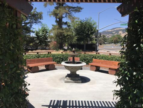 28 Springhill Court Santa Rosa CA 95409