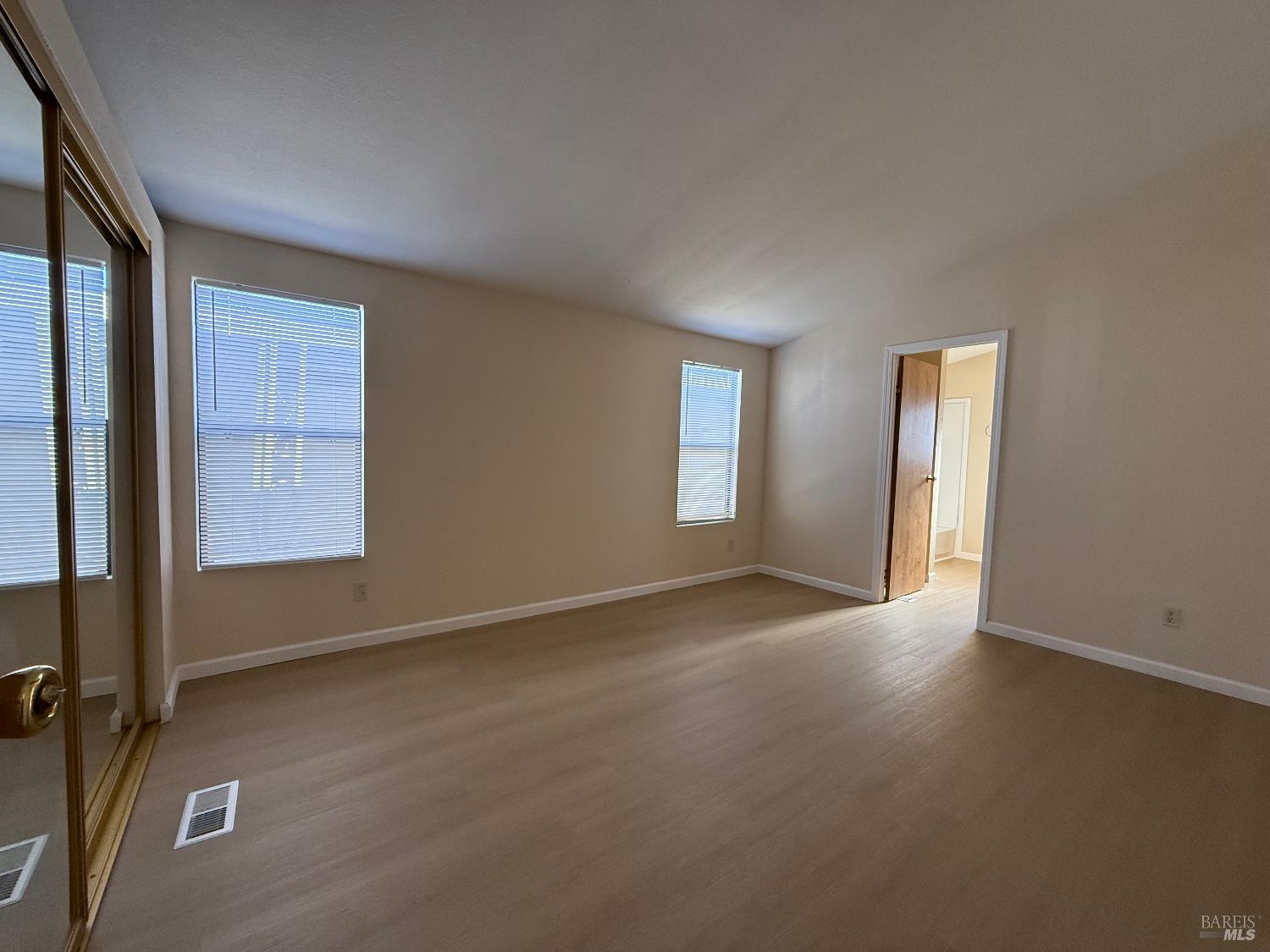 190 Apple Lane Santa Rosa CA 95407
