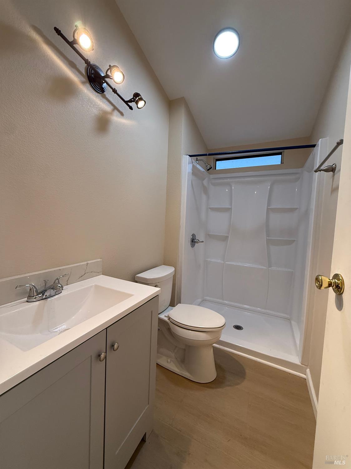 190 Apple Lane Santa Rosa CA 95407
