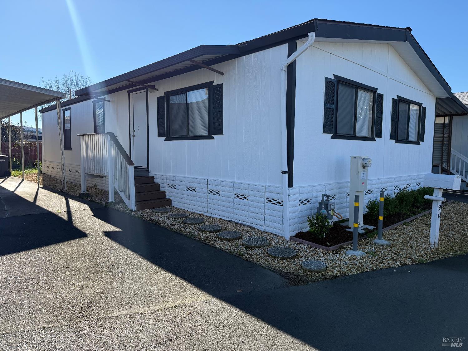 190 Apple Lane Santa Rosa CA 95407