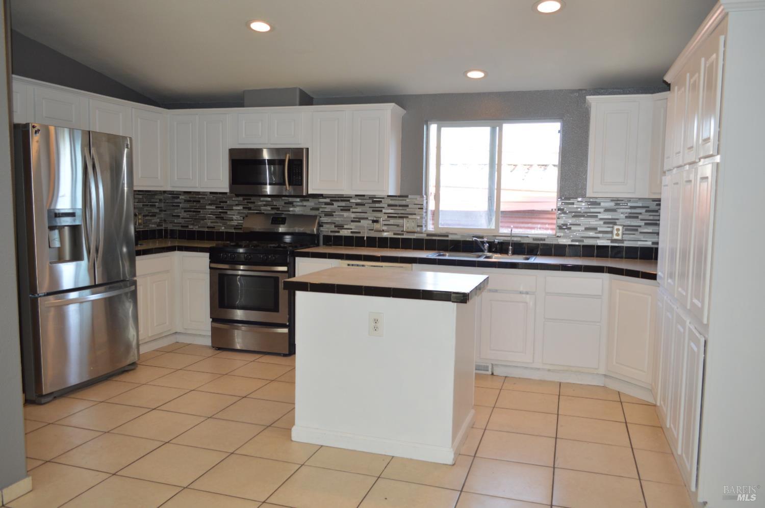3900 N State Street Ukiah CA 95482