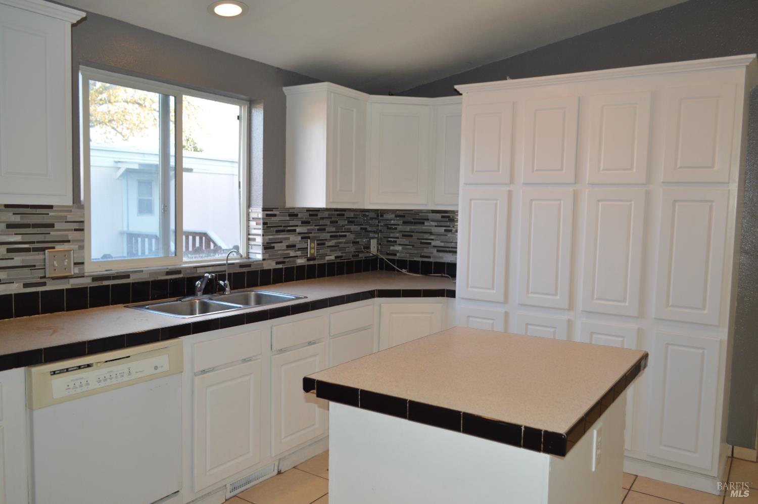 3900 N State Street Ukiah CA 95482