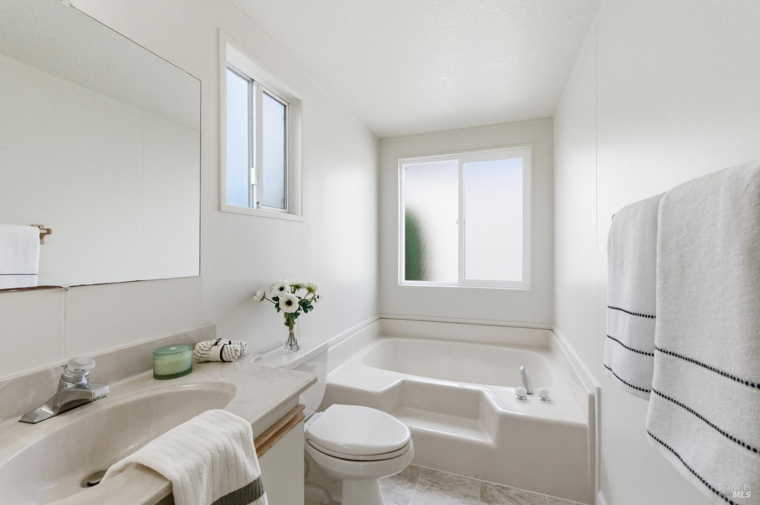 40 Falcon Crest Circle Napa CA 94558