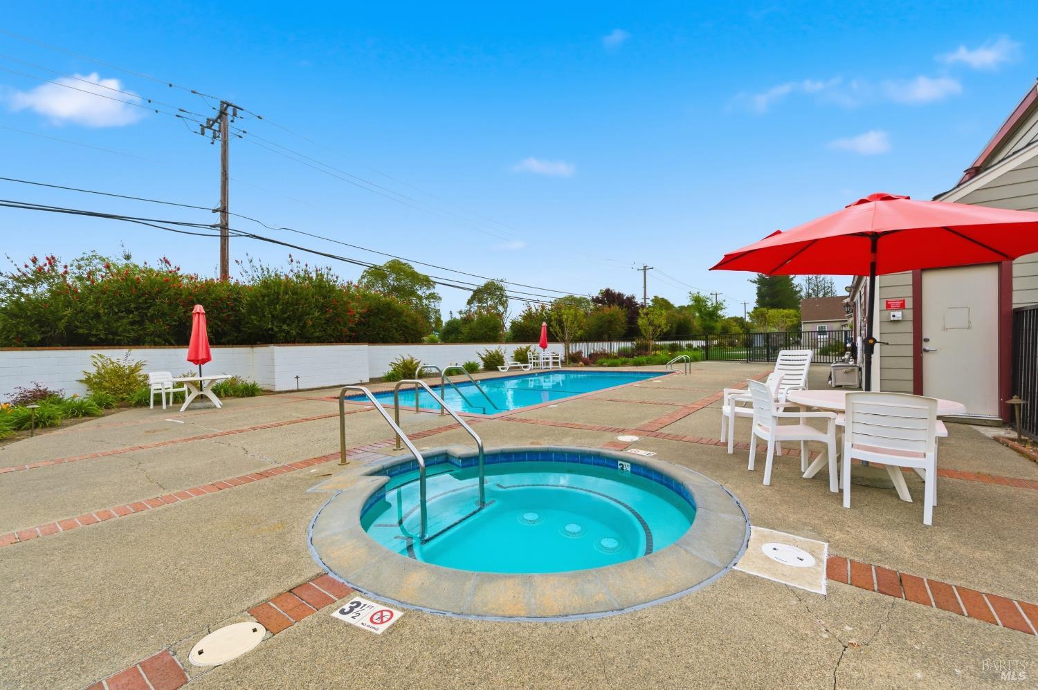 40 Falcon Crest Circle Napa CA 94558